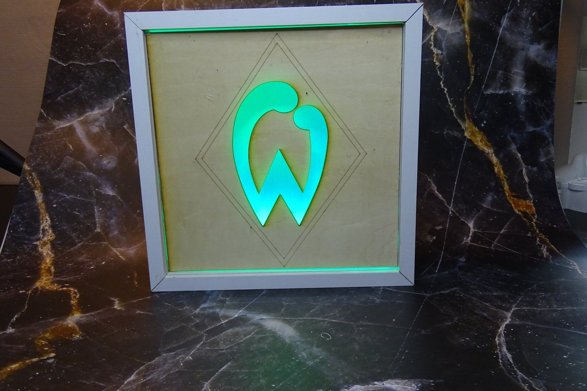 3D Bilderrahmen mit LED Hintergrund beleuchtung. Motiv: verschieden und weitere Motive finden Sie im Shop - Kreativstuebchen