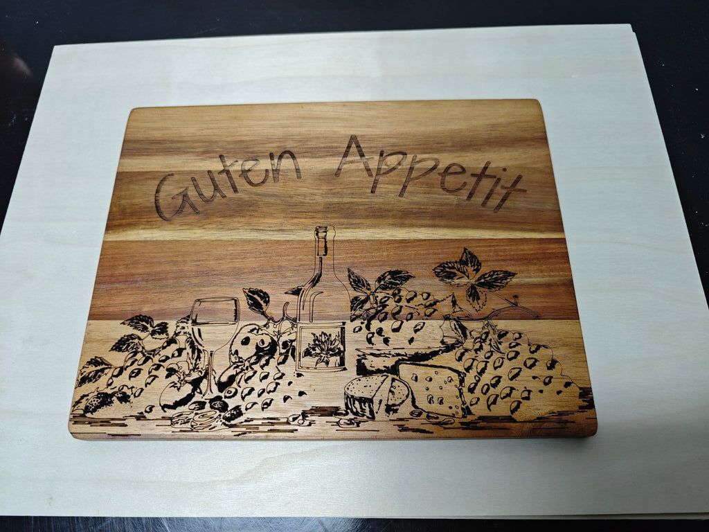 Käse Platte, Tappas, Servierbrett, mit Gravur 22*26cm - Kreativstuebchen