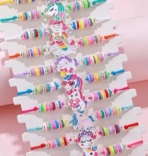 Niedliche Einhorn-Armbänder und Anhänger – bunt, verspielt & zauberhaft - Kreativstuebchen